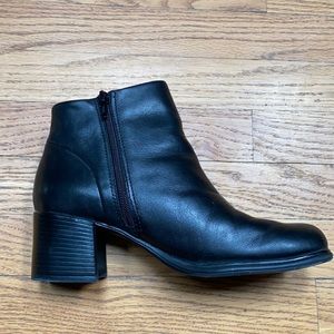 Andrea Wiccaro black leather boots